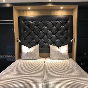 Deluxe Отель Мюнхен